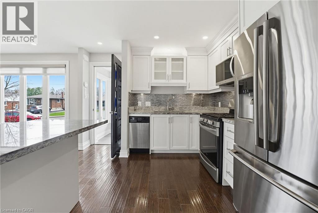 157 Hoover Crescent, Hamilton, Ontario  L9A 3H2 - Photo 15 - 40821617