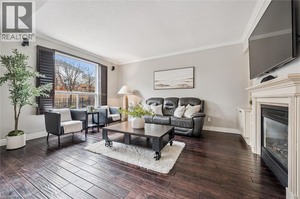 707 Commonwealth Crescent, Kitchener, Ontario  N2E 4J8 - Photo 11 - 40820109