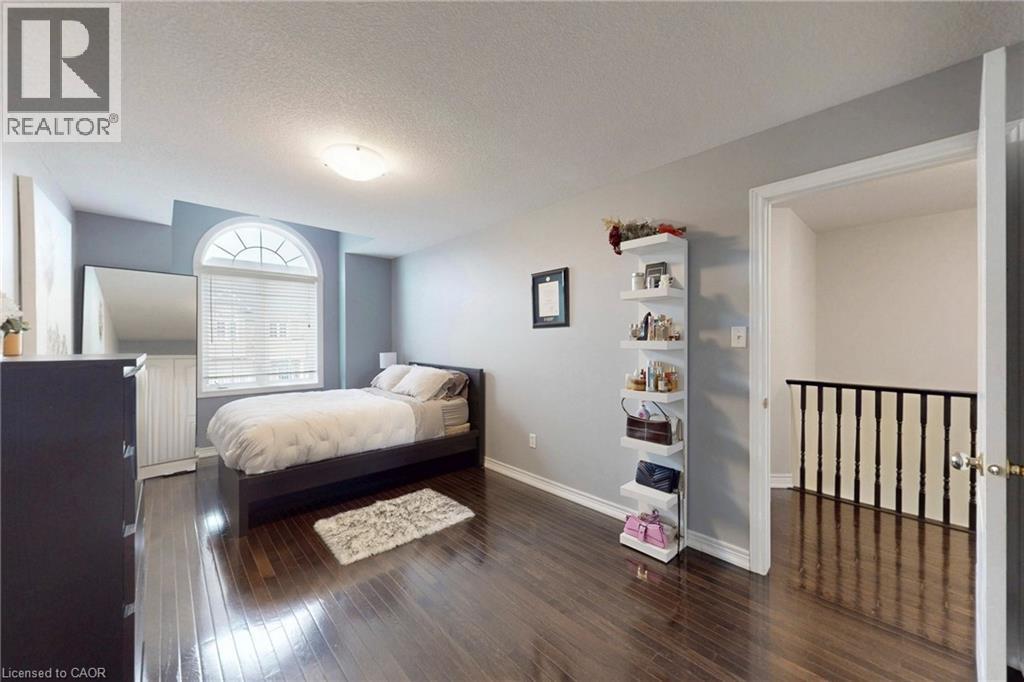 34 Forest Valley Crescent, Dundas, Ontario  L9H 0A7 - Photo 32 - 40821797