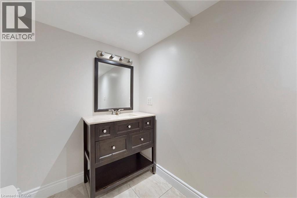 34 Forest Valley Crescent, Dundas, Ontario  L9H 0A7 - Photo 41 - 40821797