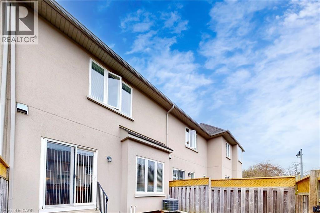 34 Forest Valley Crescent, Dundas, Ontario  L9H 0A7 - Photo 45 - 40821797