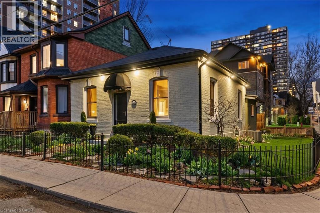 139 QUEEN Street S, Hamilton, Ontario