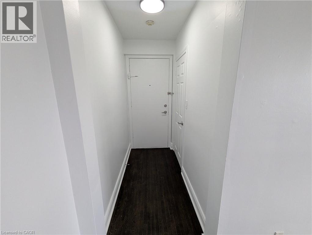 849 BRANT Street Unit# 3, Burlington, Ontario