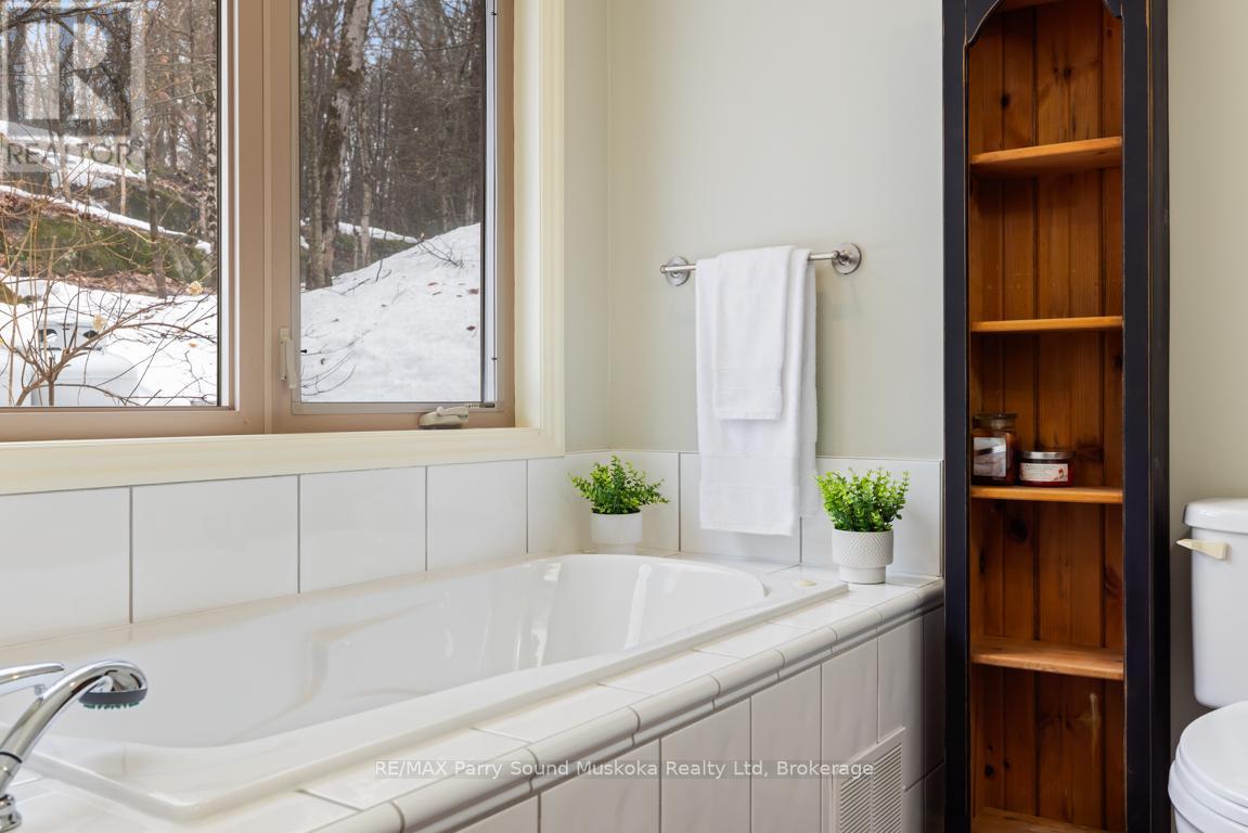 64 124 Highway, Mcdougall, Ontario  P2A 2W7 - Photo 15 - X13013924