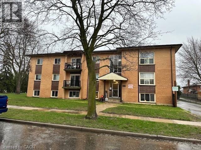 85 CONFEDERATION Drive Unit# 1, Kitchener, Ontario