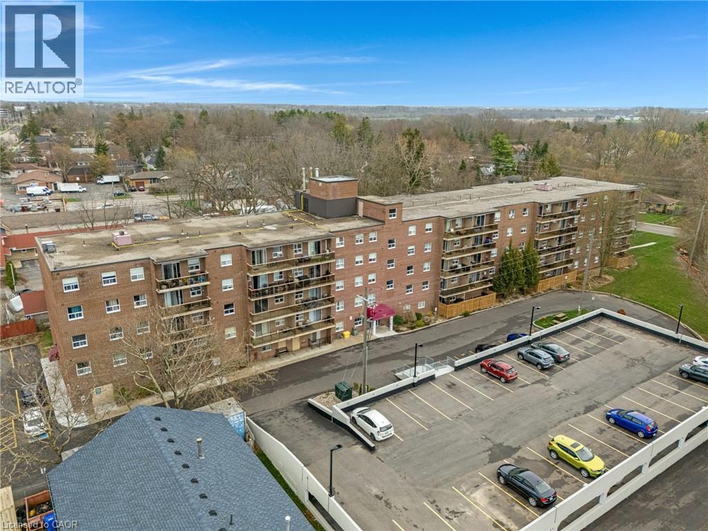 793 COLBORNE Street Unit# 114, Brantford, Ontario