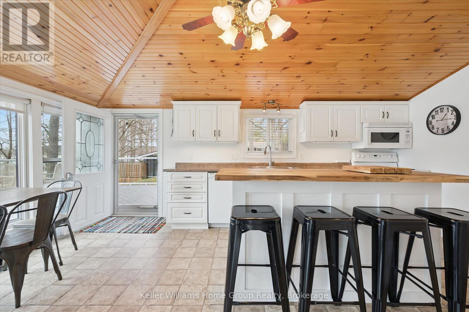 973 Road 10 West, Mapleton, Ontario  N0G 1P0 - Photo 16 - X13016114