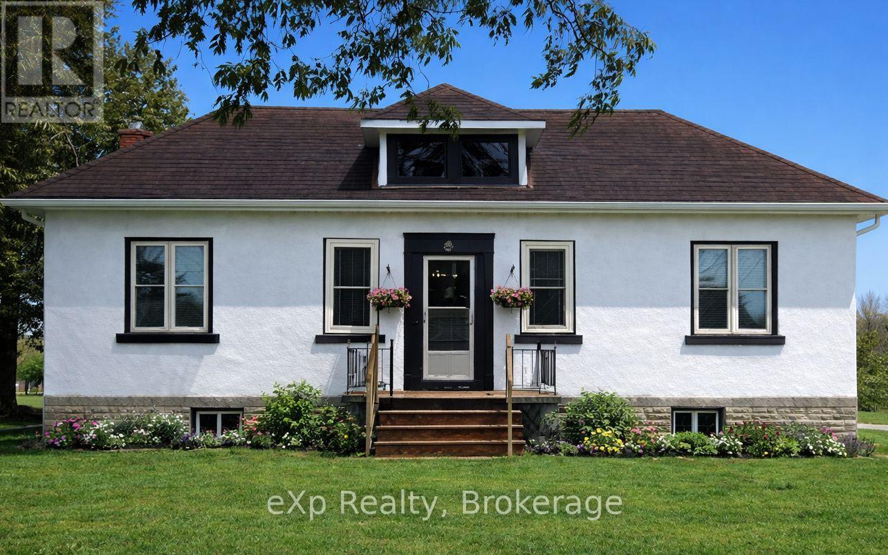 125 LAKE DRIVE, West Grey, Ontario