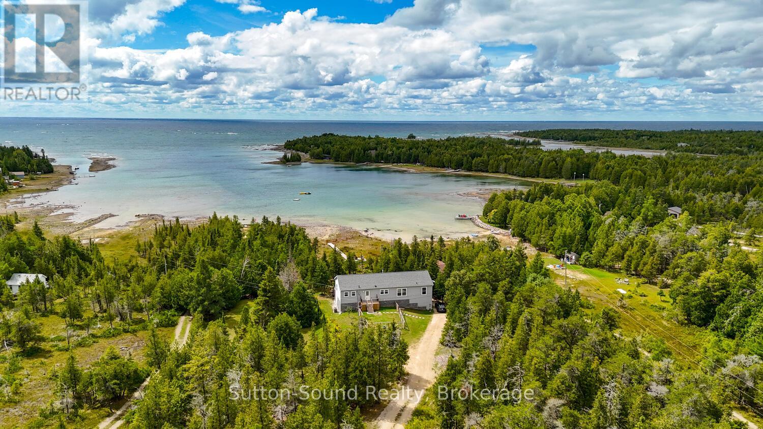 682 DORCAS BAY ROAD, Northern Bruce Peninsula, Ontario