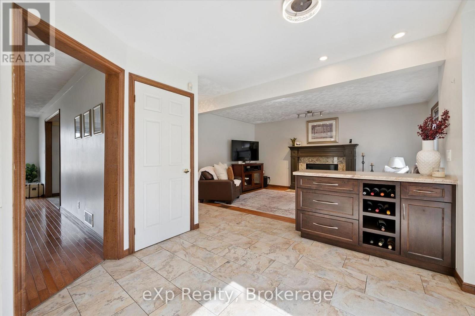 39 Celia Crescent, Guelph, Ontario  N1G 4R4 - Photo 14 - X13024290