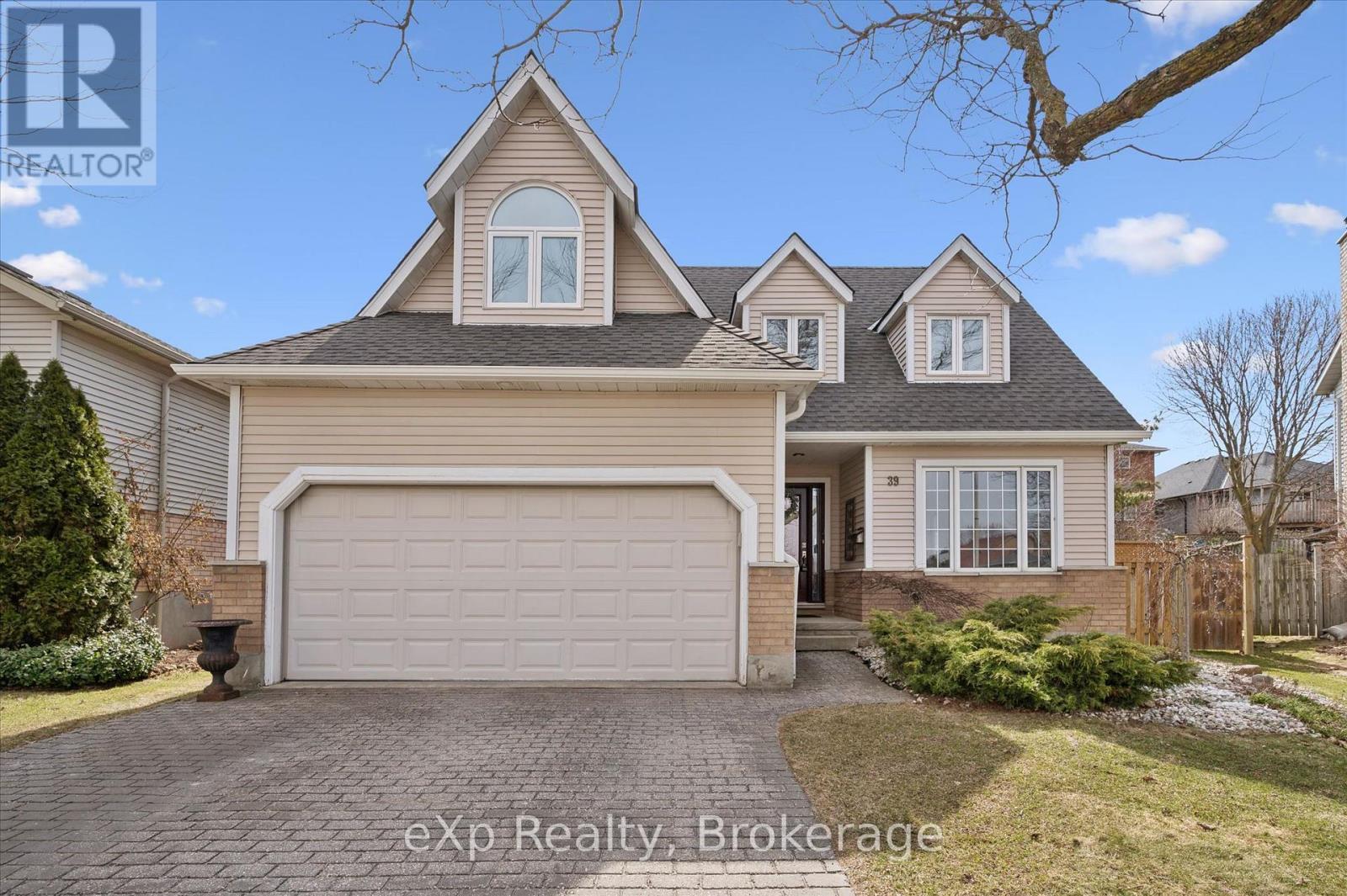 39 Celia Crescent, Guelph, Ontario  N1G 4R4 - Photo 4 - X13024290