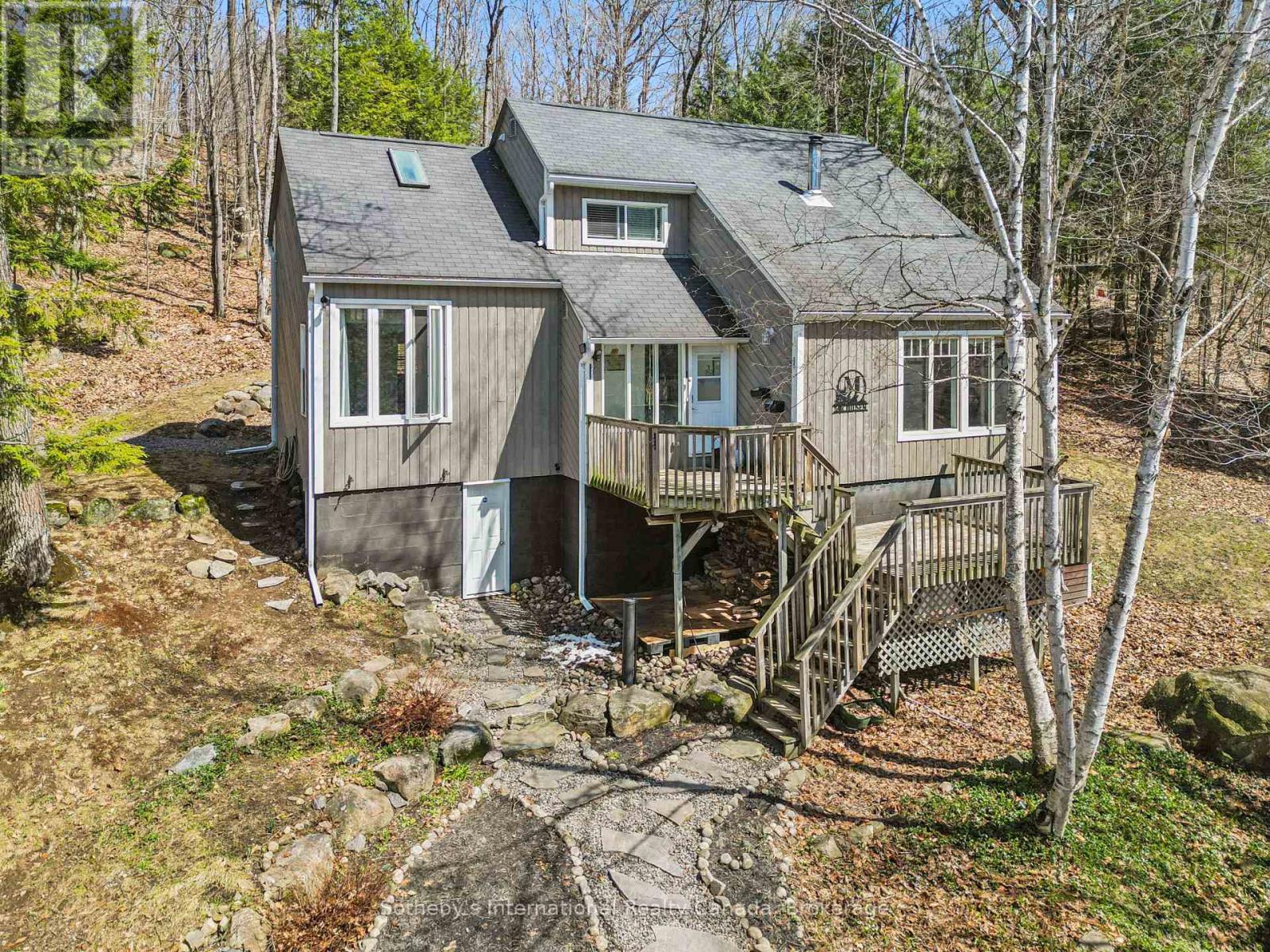 1037 FOREMAN ROAD, Muskoka Lakes, Ontario