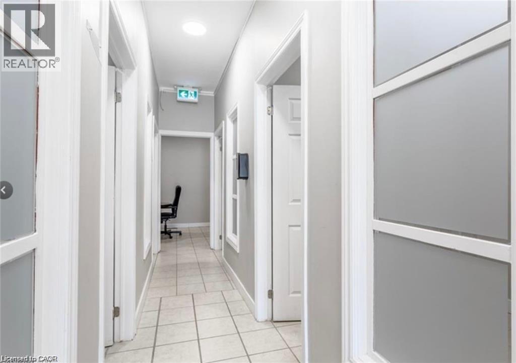 833 King Street E, Hamilton, Ontario  L8M 1B1 - Photo 9 - 40821048