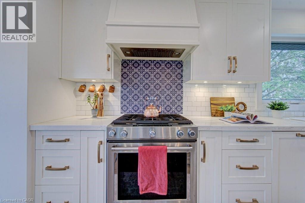 1486 Augustine Drive, Burlington, Ontario  L7P 2N2 - Photo 13 - 40820781