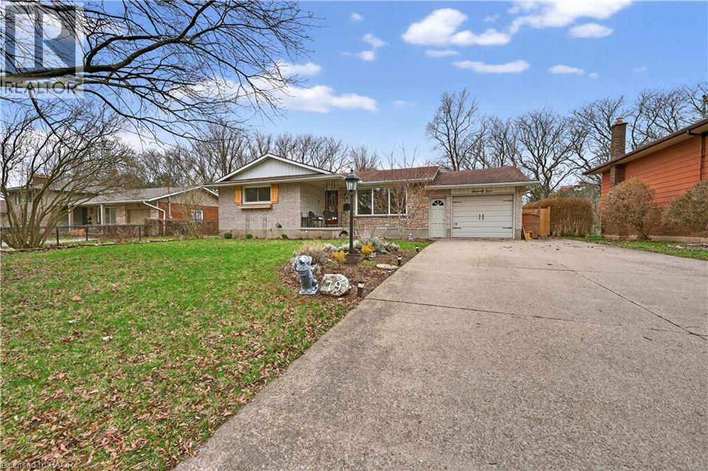 79 PRINCE CHARLES Drive, St. Catharines, Ontario