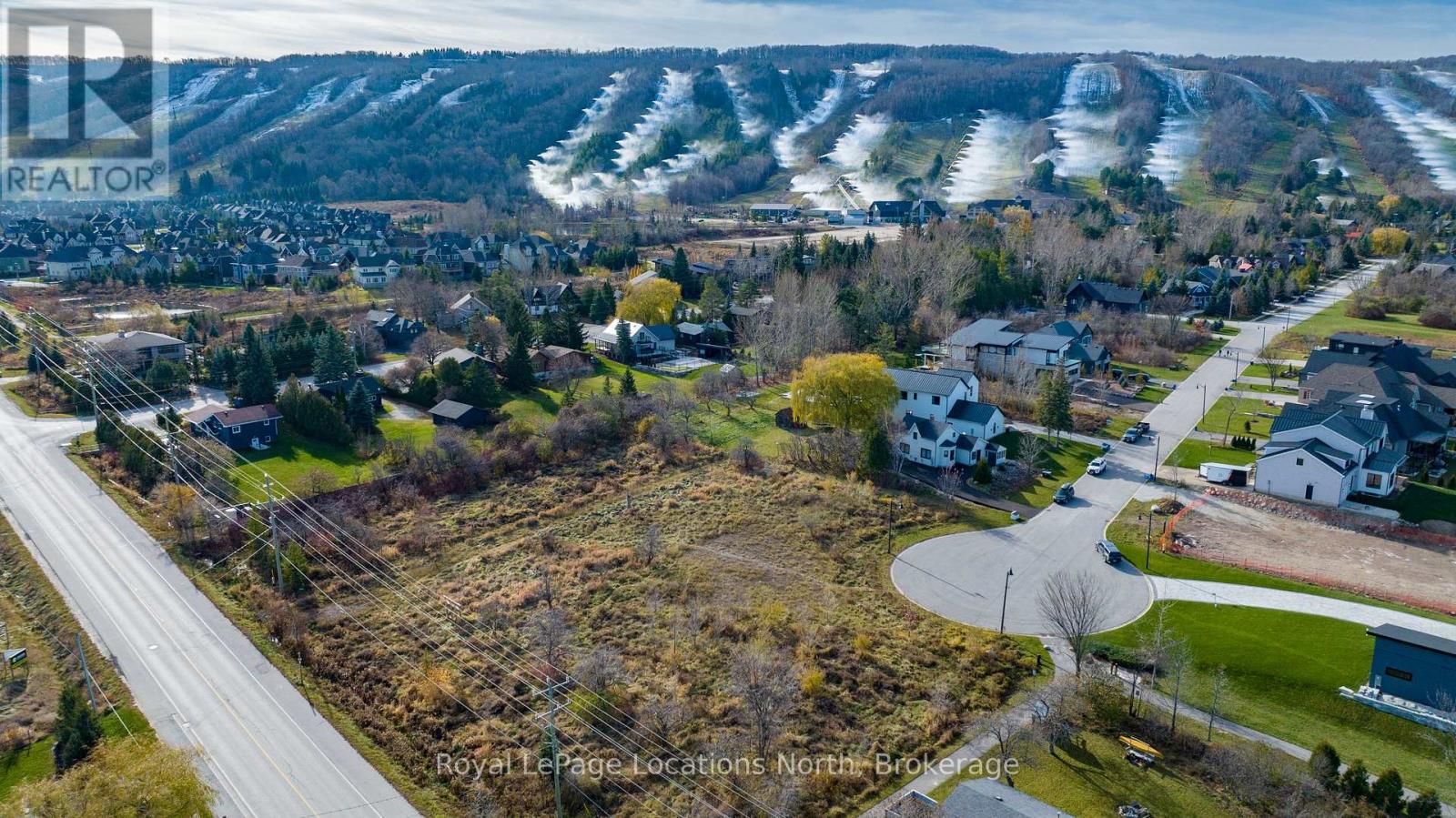 118 LENDVAY ALLEY, Blue Mountains, Ontario