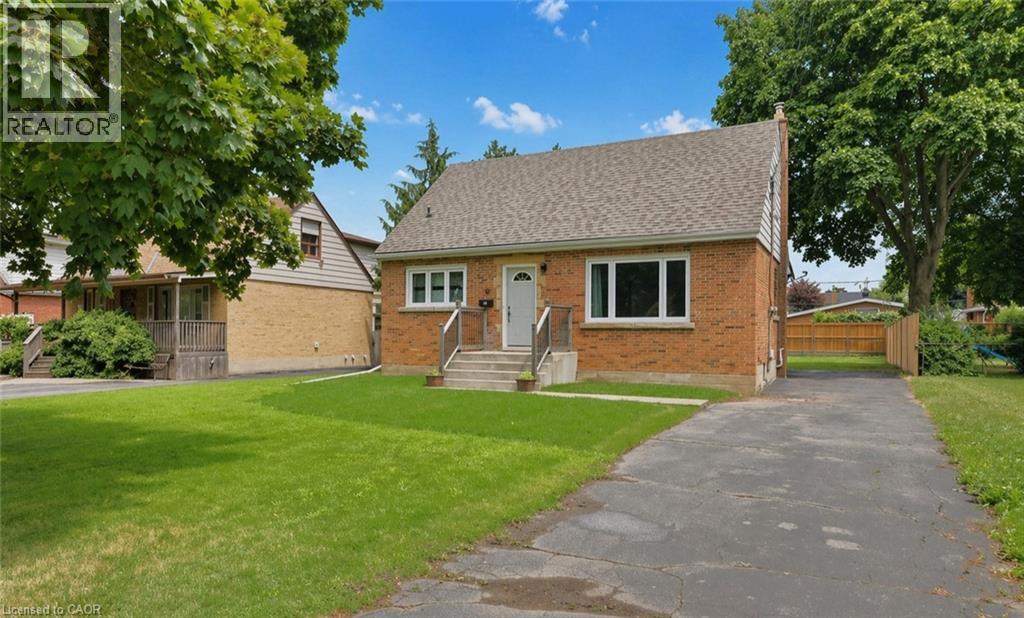 15 Gailmont Drive, Hamilton, Ontario  L8K 4B2 - Photo 2 - 40822242