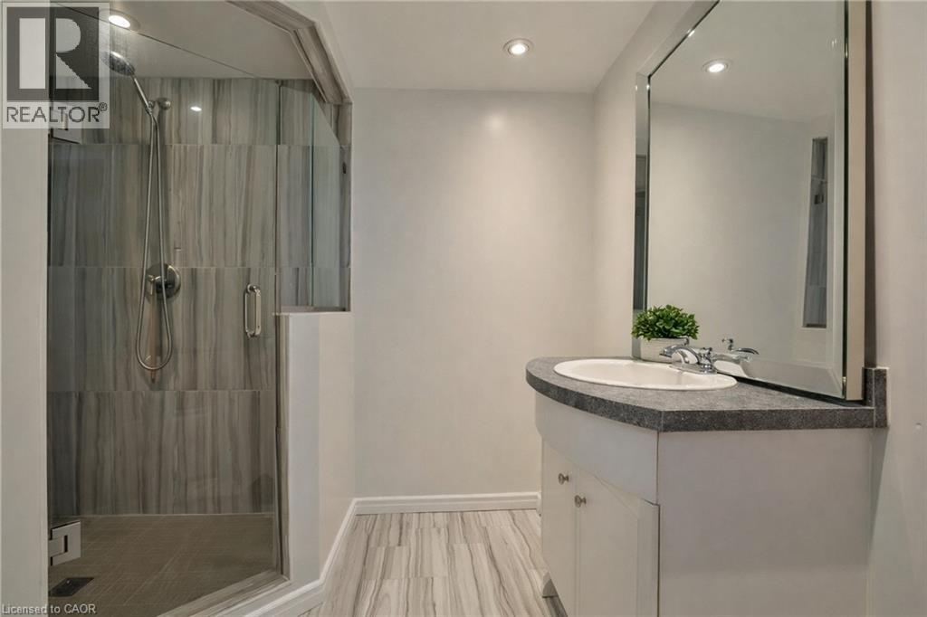 15 Gailmont Drive, Hamilton, Ontario  L8K 4B2 - Photo 20 - 40822242