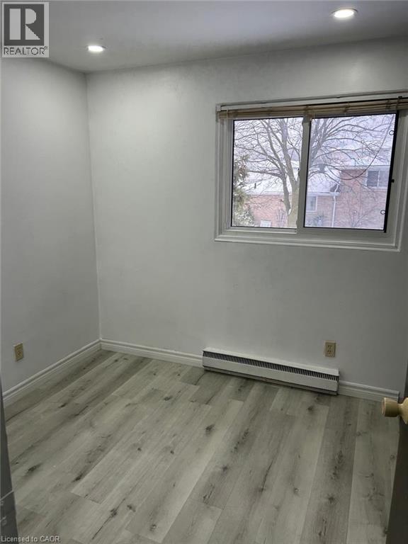 744 Parkview Crescent, Cambridge, Ontario  N3H 4X8 - Photo 13 - 40822582