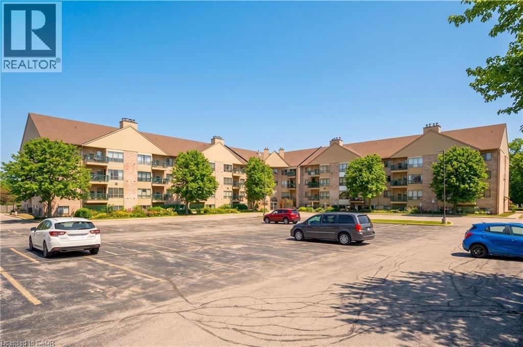 15 HOFSTETTER Avenue Unit# 106, Kitchener, Ontario
