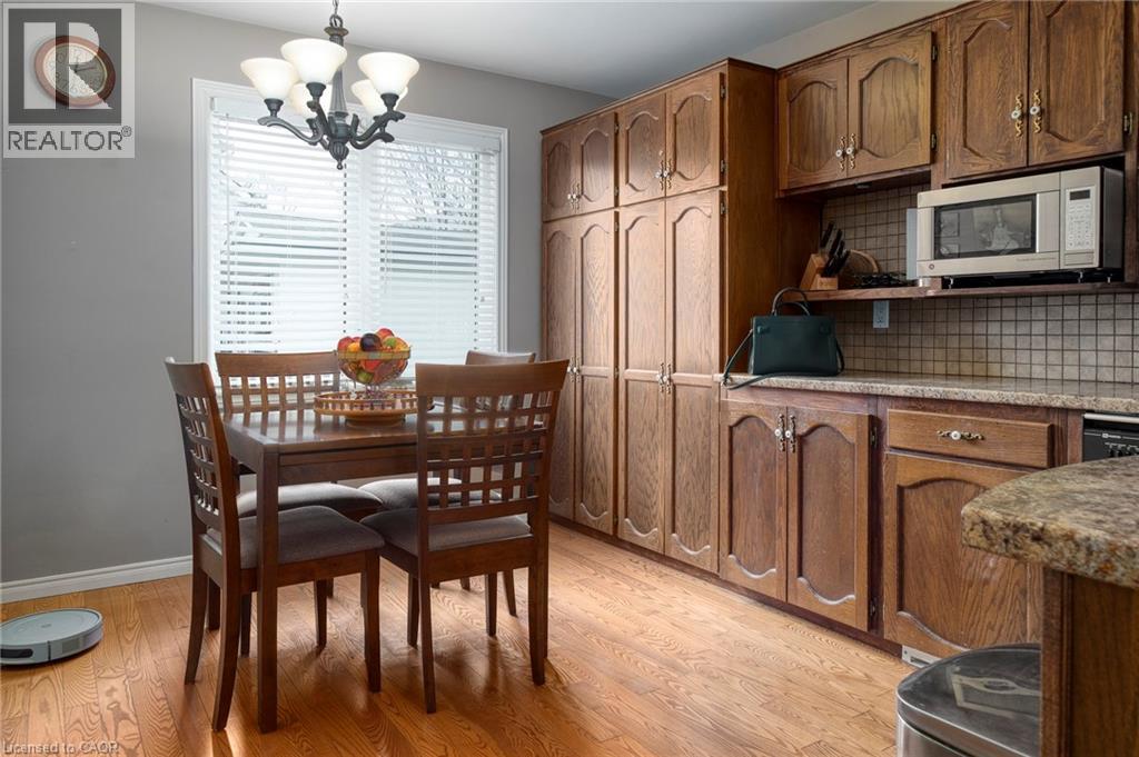 108 Queensway Drive, St. Jacobs, Ontario  N3B 2T5 - Photo 11 - 40821912