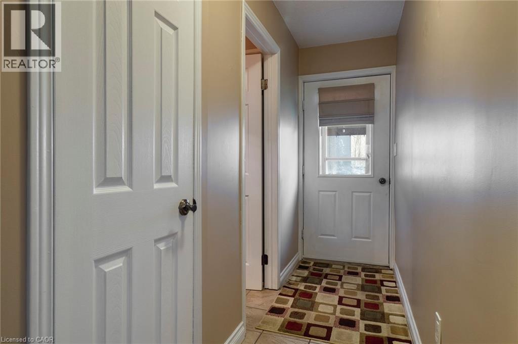 108 Queensway Drive, St. Jacobs, Ontario  N3B 2T5 - Photo 27 - 40821912