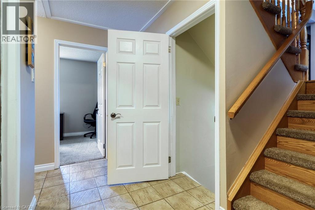 108 Queensway Drive, St. Jacobs, Ontario  N3B 2T5 - Photo 42 - 40821912