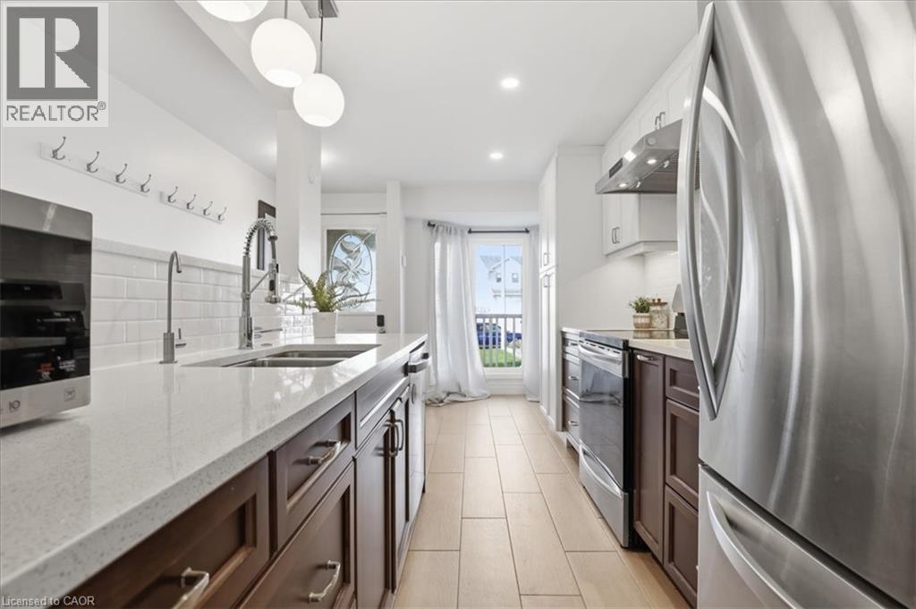 530b Rosemeadow Crescent, Waterloo, Ontario  N2T 2A1 - Photo 7 - 40822486