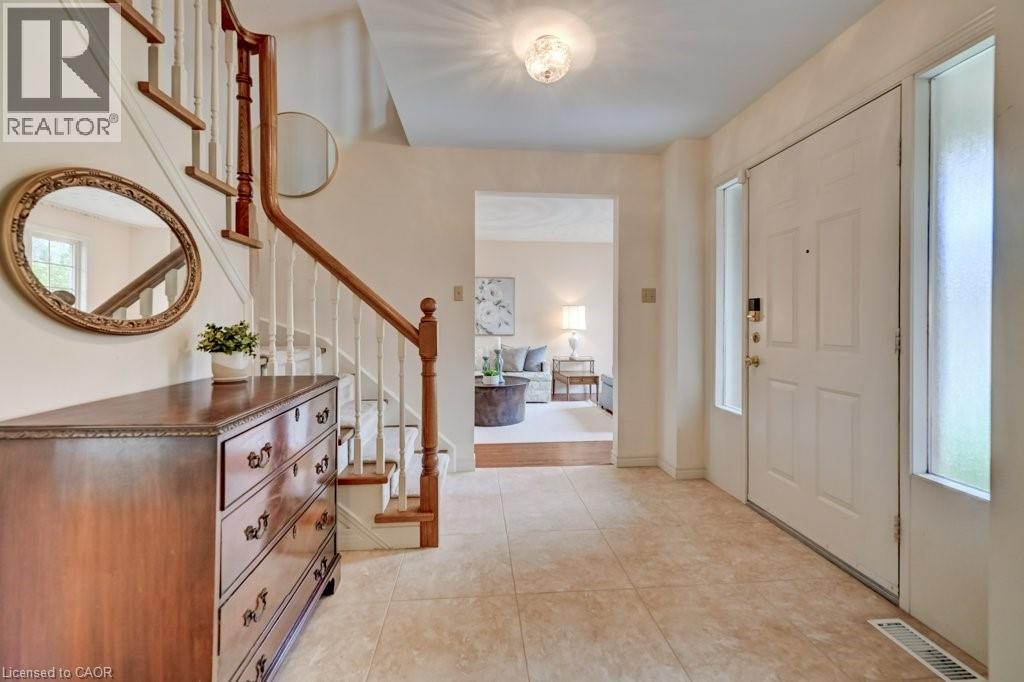 285 Magnolia Place, Waterloo, Ontario  N2V 2A3 - Photo 4 - 40820942