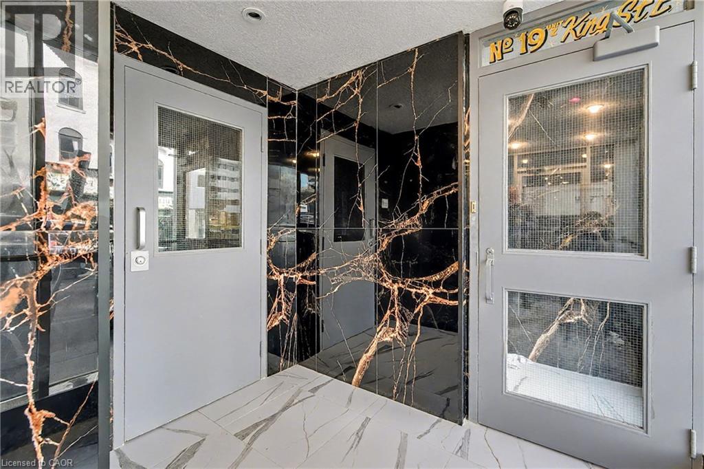 19 King Street E Unit# 2, Kitchener, Ontario  N2G 2K4 - Photo 2 - 40822893