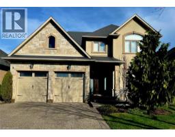 35 GRETI Drive, Hamilton, Ontario