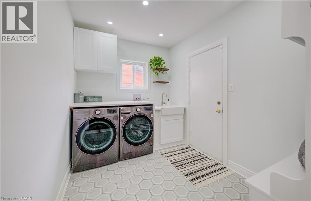 643 Phoebe Crescent, Burlington, Ontario  L7L 6E5 - Photo 11 - 40823193