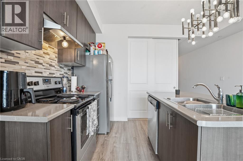 35 Southshore Crescent Unit# 330, Hamilton, Ontario  L8E 0J2 - Photo 10 - 40823259