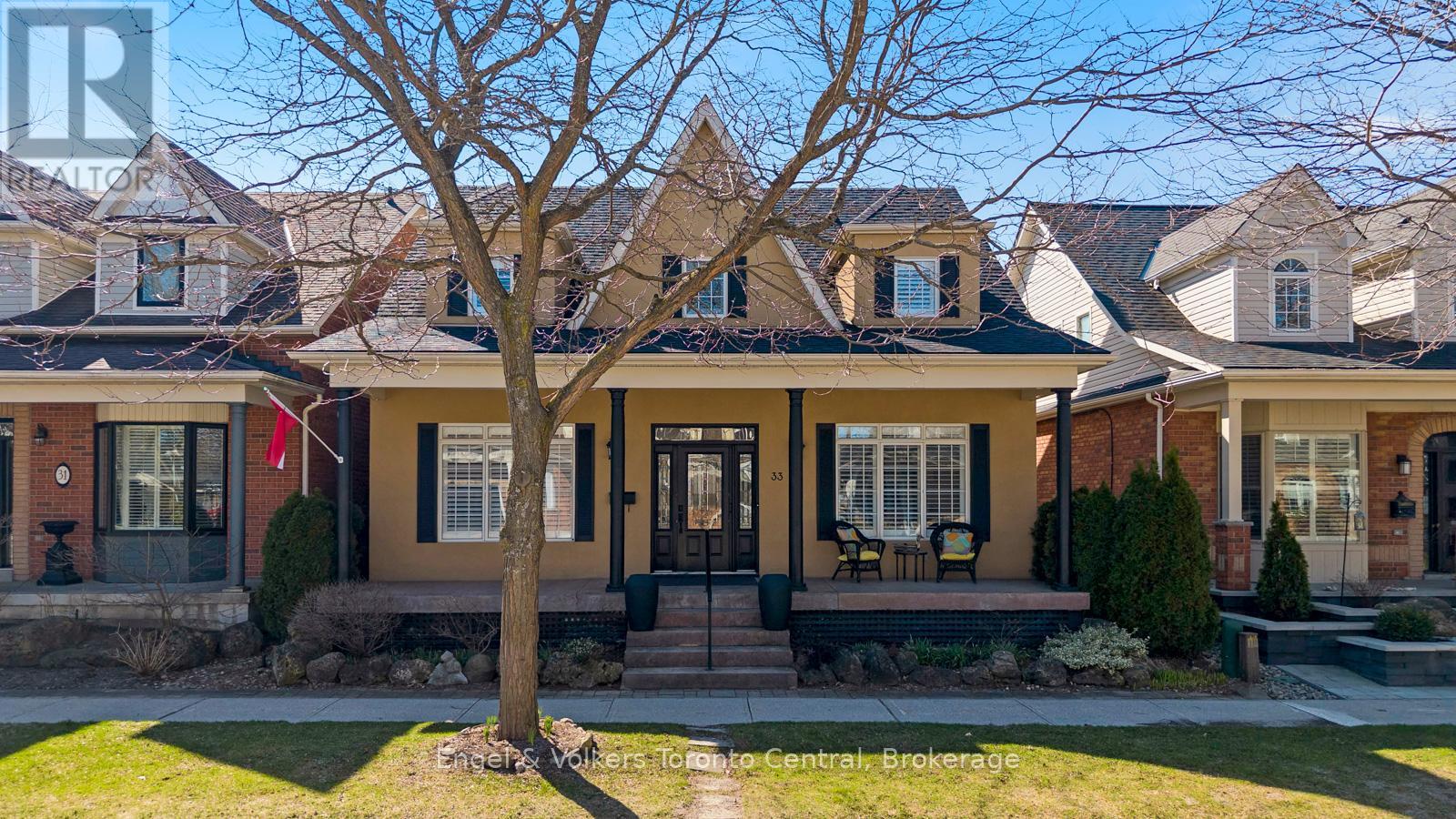 33 CALLARY CRESCENT, Collingwood, Ontario