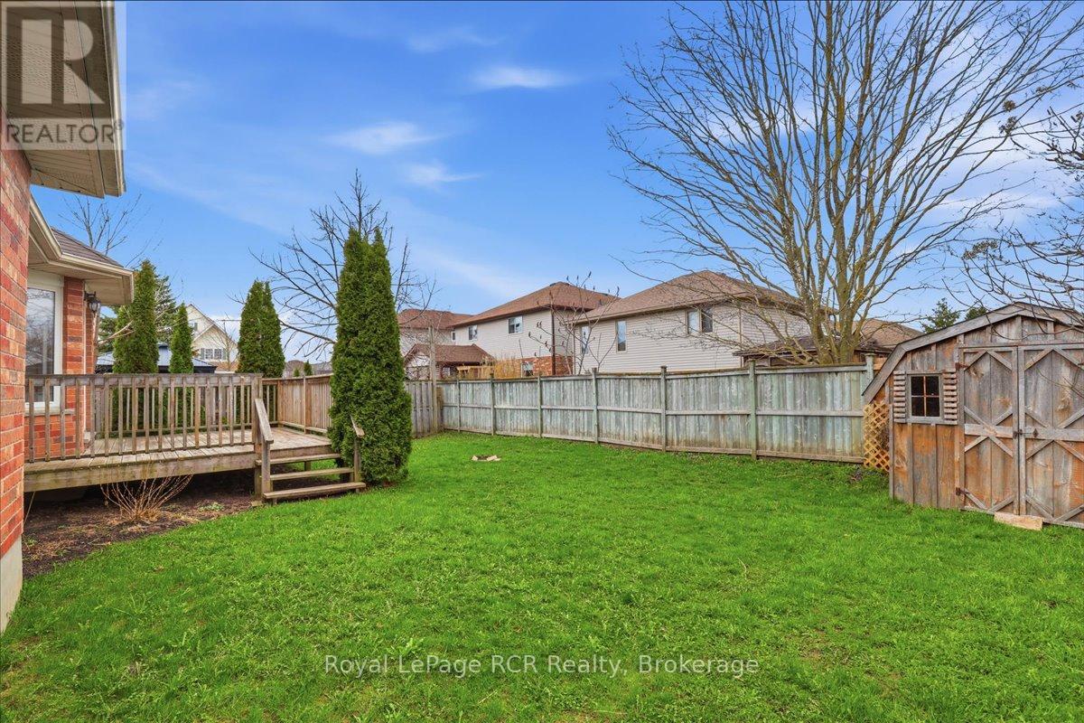 14 Parkside Street, Mapleton, Ontario  N0G 1B0 - Photo 37 - X13032496