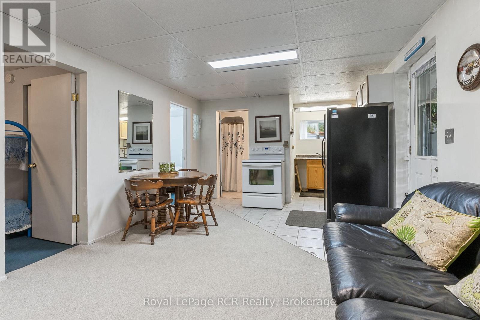 183 Lakeshore Road, Georgian Bluffs, Ontario  N0H 2T0 - Photo 21 - X13033182