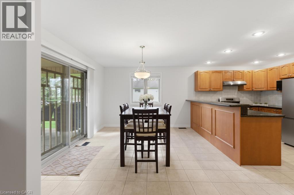 80 Lister Avenue, Hamilton, Ontario  L9B 1E2 - Photo 9 - 40823472