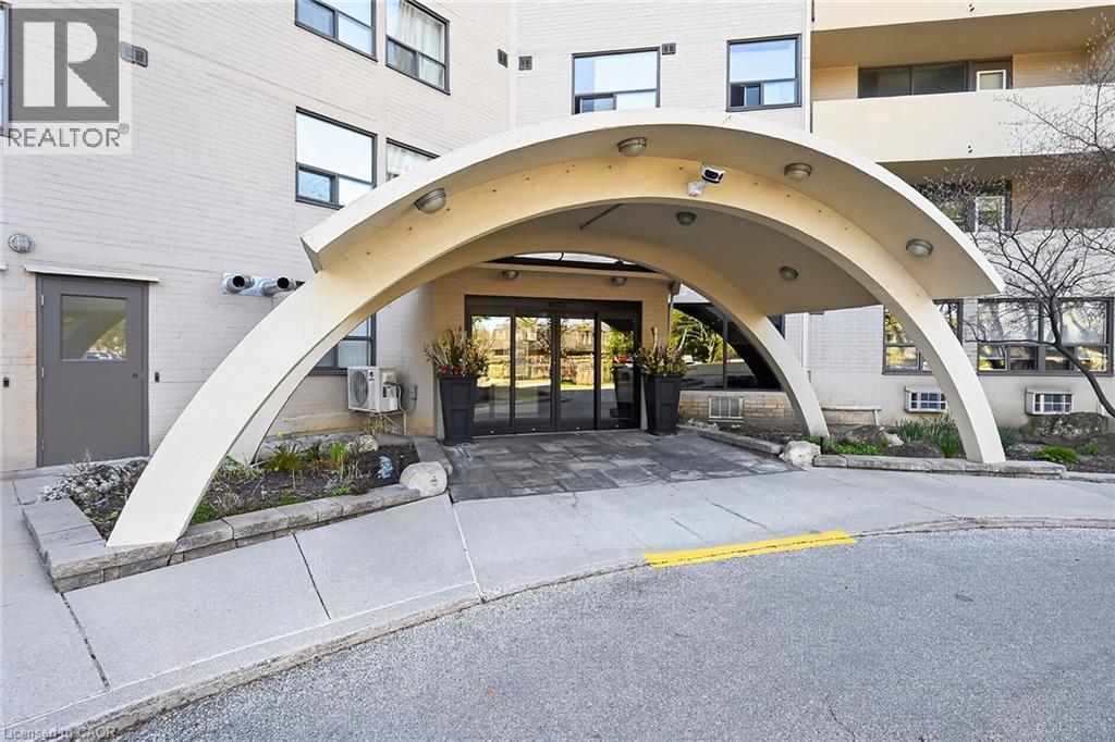 700 Dynes Road Unit# 904, Burlington, Ontario  L7N 3M2 - Photo 3 - 40822972