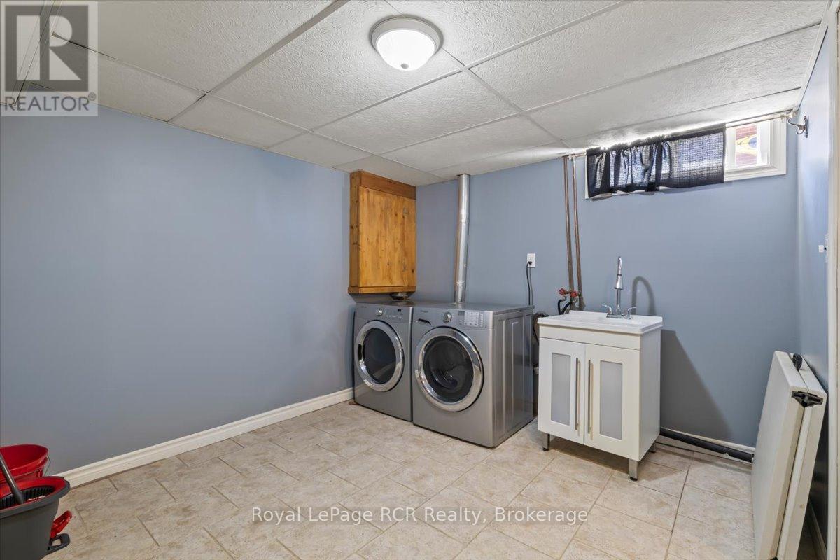 601 17th Avenue, Hanover, Ontario  N4N 3B1 - Photo 13 - X13036322