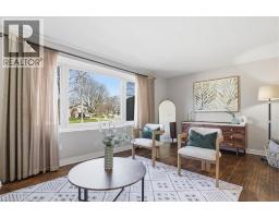 111 SELKIRK Drive, Kitchener, Ontario