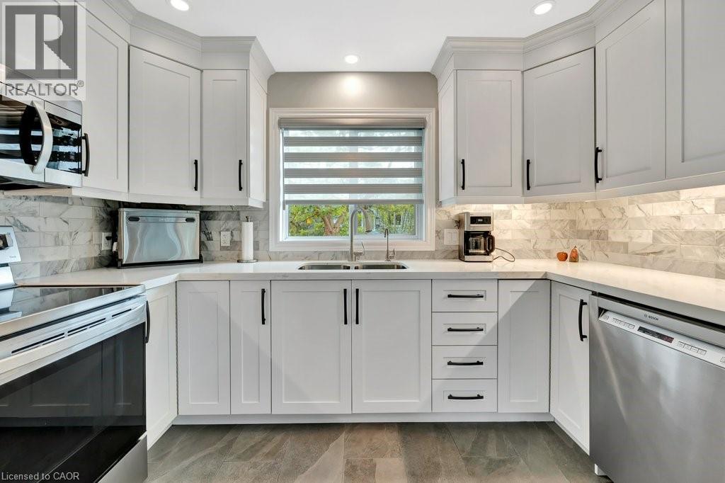 103 Kells Lane, Freelton, Ontario  L8B 1A5 - Photo 16 - 40822780