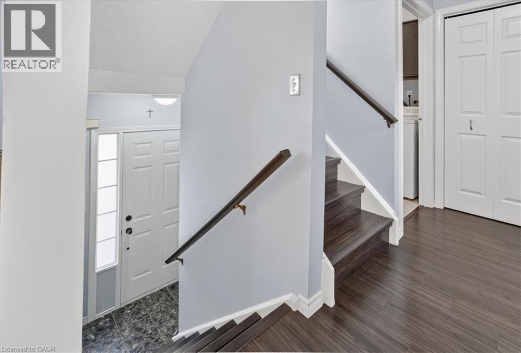 636 Grange Crescent, Waterloo, Ontario  N2T 2L9 - Photo 6 - 40823641