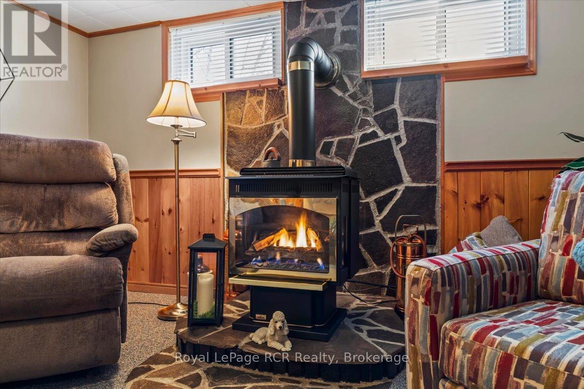 576 17th Avenue, Hanover, Ontario  N4N 3A9 - Photo 22 - X13038696