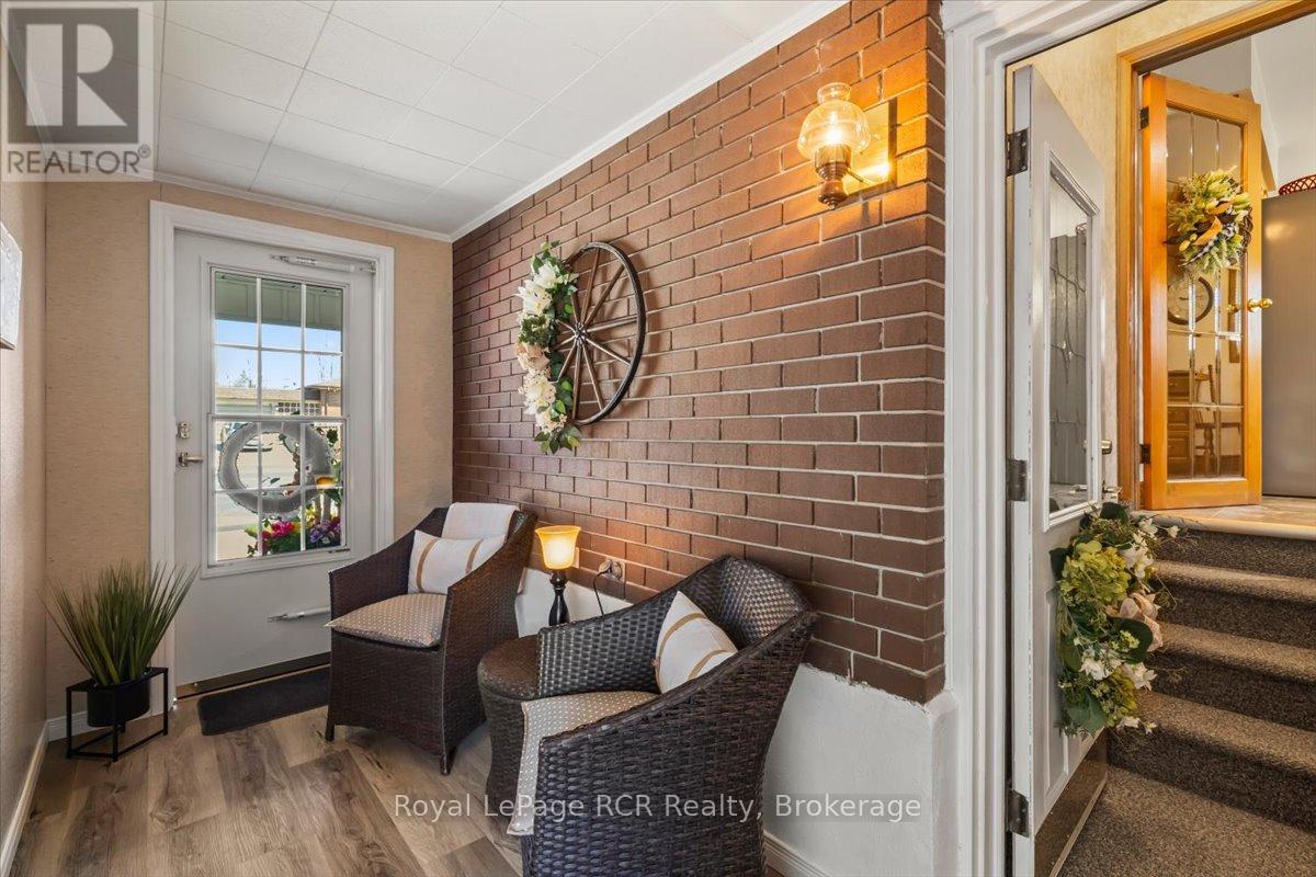 576 17th Avenue, Hanover, Ontario  N4N 3A9 - Photo 6 - X13038696