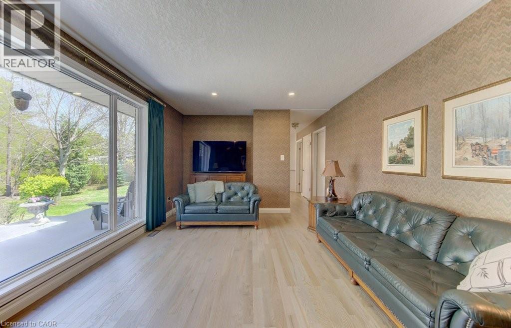 128 Dalewood Drive, Kitchener, Ontario  N2A 1G5 - Photo 26 - 40822025