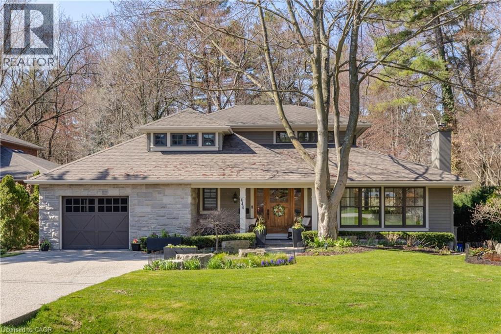 444 DRUMMOND Road, Oakville, Ontario