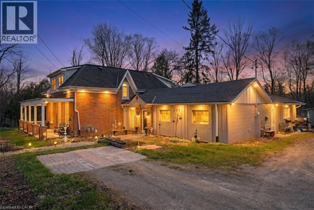 311 BROCK Road, Hamilton, Ontario