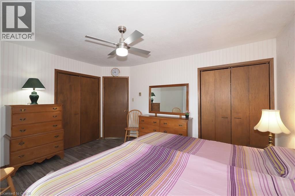 185 Southwood Drive, Kitchener, Ontario  N2E 2B2 - Photo 12 - 40863239