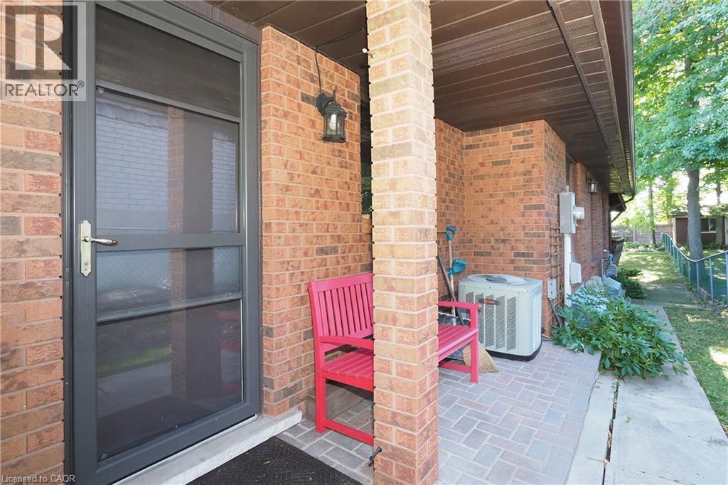 185 Southwood Drive, Kitchener, Ontario  N2E 2B2 - Photo 22 - 40863239